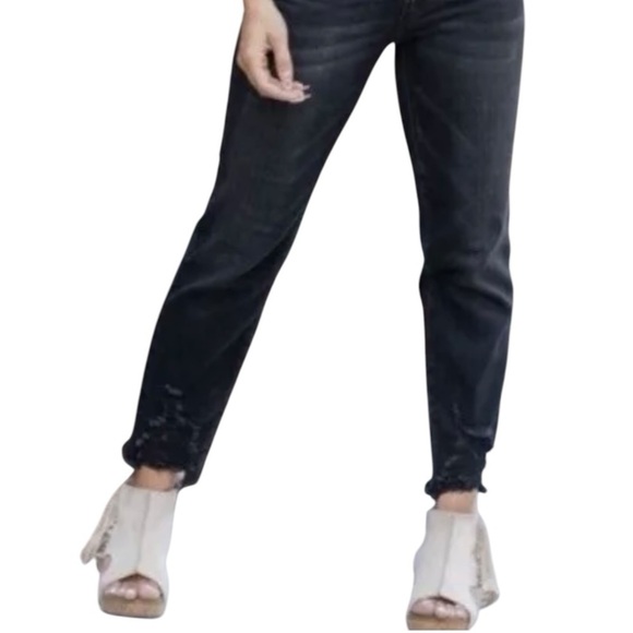 Judy Blue Black Distressed Cropped Straight Leg Stretch Denim Women’s 31 - Picture 4 of 15